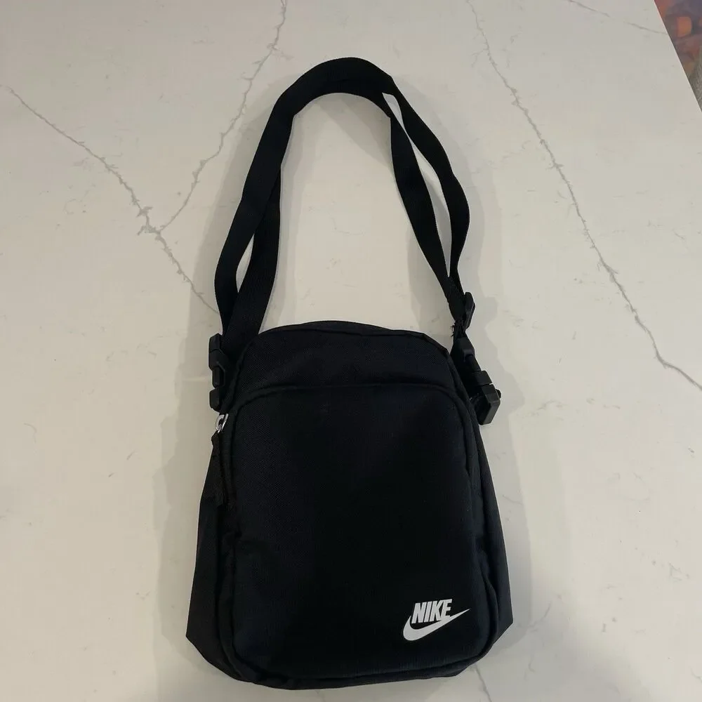 Nike Black Heritage Crossbody Bag 4L
